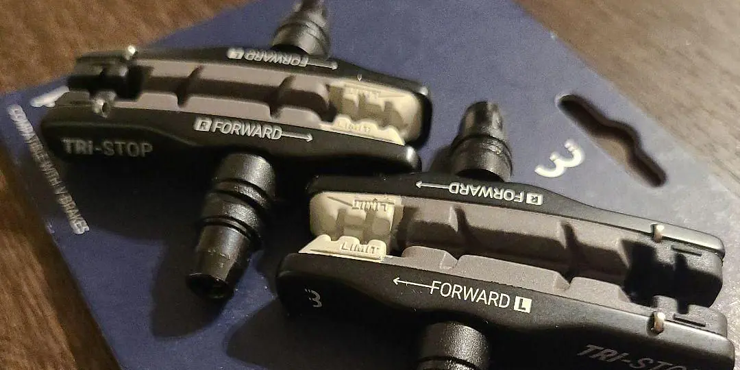 GT Test: BBB BBS-14T TriStop brzdové špalíky, Pecný 545 m n. m, les.